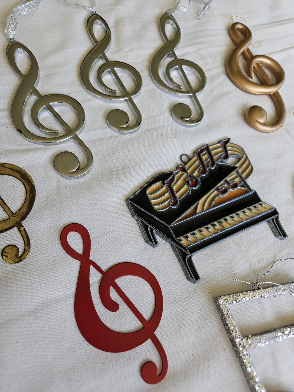Assortment Of Musical Notes - Picture 2 of 3